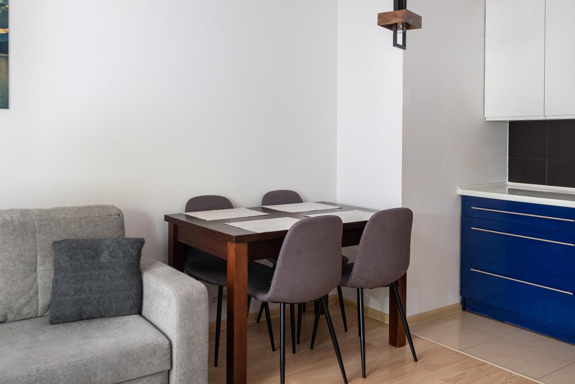 Aleja Krakowska Comfy Apartment Варшава Екстер'єр фото
